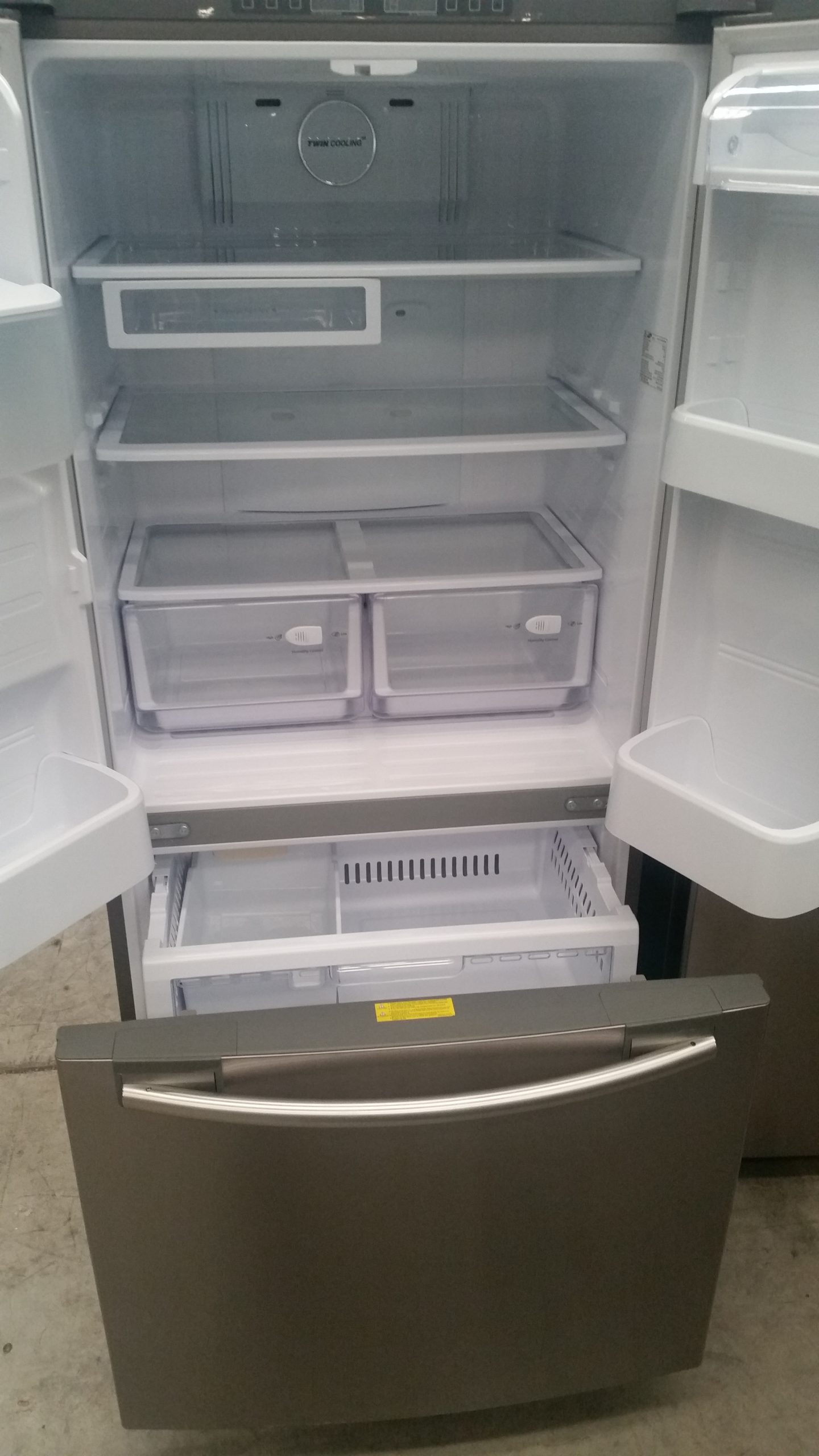Samsung 583L French door fridge AVI Electronics Services White