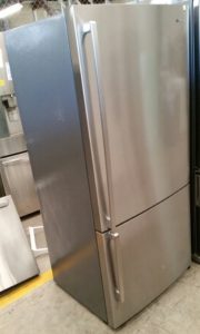 westinghouse 529l bottom mount fridge