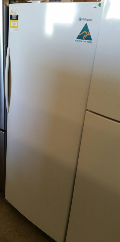 westinghouse 430l upright fridge